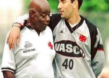 Vasco lançará em breve nova camisa de aquecimento.