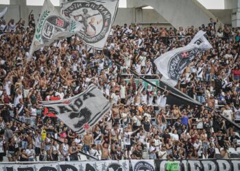 Venda de ingressos para Botafogo x Vasco aos vascaínos começa às 10h desta 2ª-feira