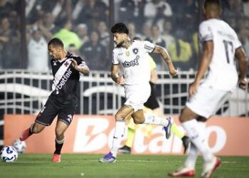 Thiago Mendes, Leandrinho e Alex Teixeira não devem ser convocados para o jogo contra o Botafogo.