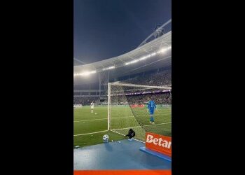 Vasco divulga vídeos das cobranças dos jogadores no clássico contra o Botafogo.