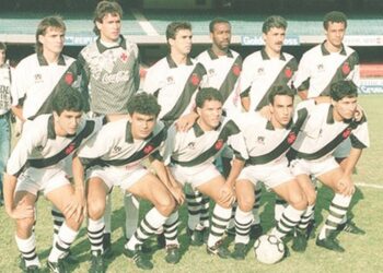 Ex-goleiro Régis elogia Eurico Miranda: ‘Ele sempre fazia tudo por nós’