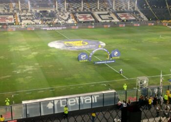 Gramado de São Januário neste domingo