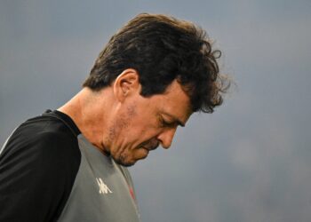 Fernando Diniz tem uma vitória com o Vasco como mandante no Brasileiro em 7 jogos.