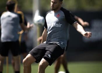 Vasco posta fotos do treino desta 4ª-feira no CT Moacyr Barbosa; confira imagens do trabalho.