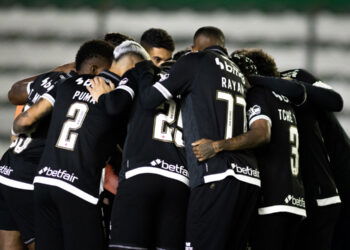 Defesa do Vasco sofre gols há 6 jogos seguidos