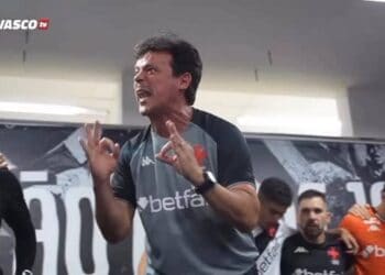 Vasco registra 3 vitórias, 8 empates e 3 derrotas nos últimos 14 jogos.