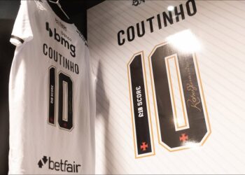 Fotos do vestiário do Vasco no Maracanã