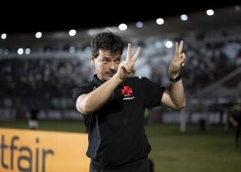 Em 24 jogos sob o comando de Fernando Diniz, Vasco empatou 9 vezes em 1 a 1.