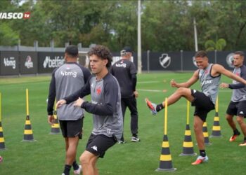 Nuno Moreira treinou nesta 3ª-feira e vai para o jogo contra o Bahia.