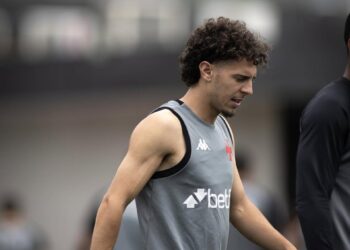 Tchê Tchê e Lucas Piton fora do jogo contra o Bahia nesta 4ª-feira