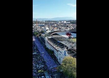 Torcida do Vasco em festa no estádio São Januário.