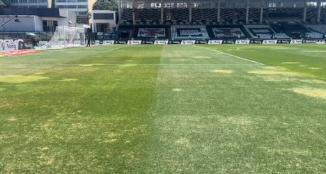 Grama do estádio do Vasco da Gama.