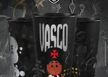 Vasco da Gama em copos comemorativos.