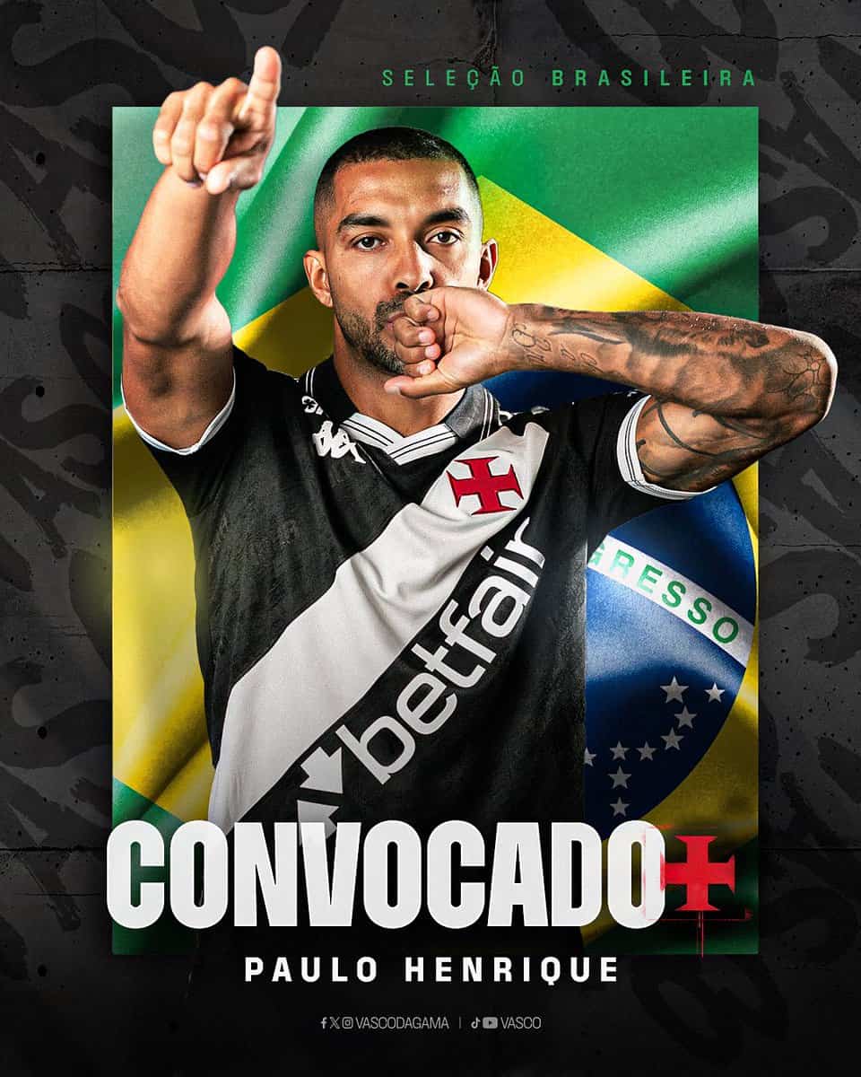 Brasileiro com uniforme do Vasco, gesto de convocação no futebol.