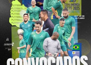 Selecionados Brasil e Uruguai, uniformizados.