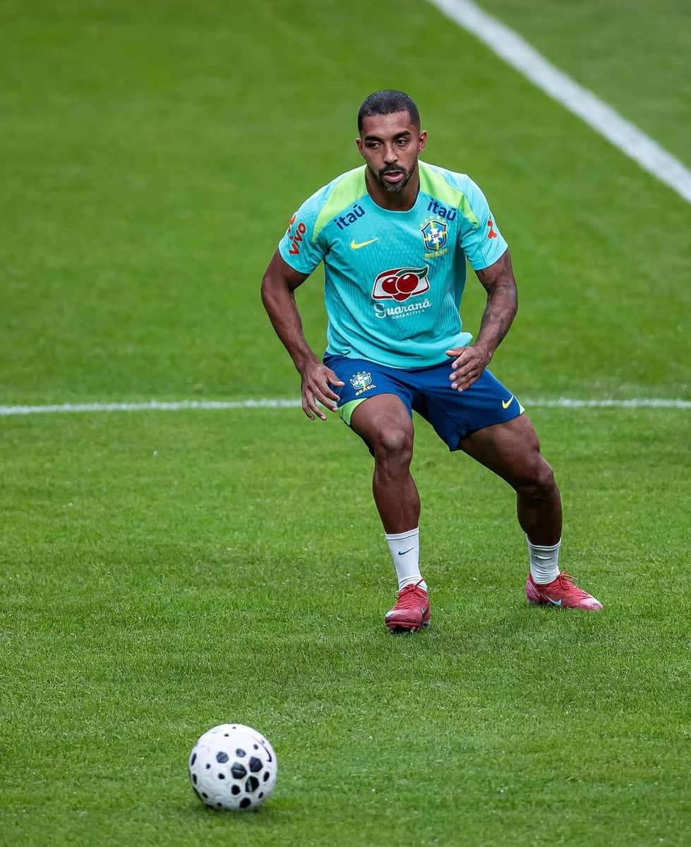 Nome do arquivo: jogador-do-vasco-preparando-se-para-jogar.jpg.