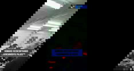 Romário em reunião com funcionários do Vasco.