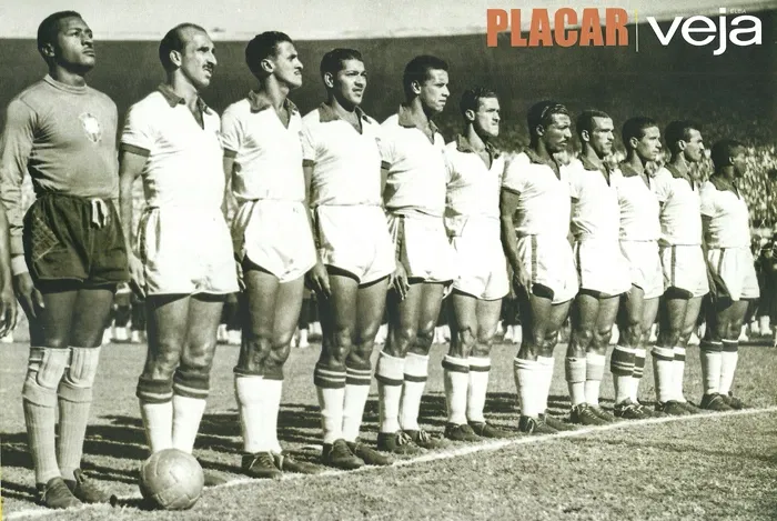 Jogadores do time do Vasco em formação antiga.