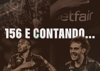 156 E Contando jogadores do Vasco.