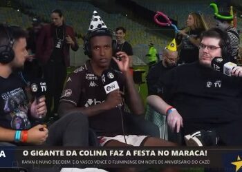 Vasco faz festa na torcida maracanense.