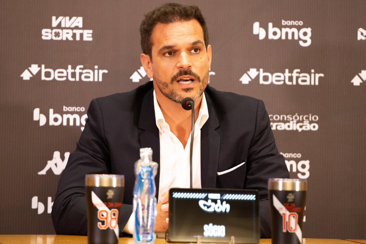 A importância do Vasco na história do futebol brasileiro.