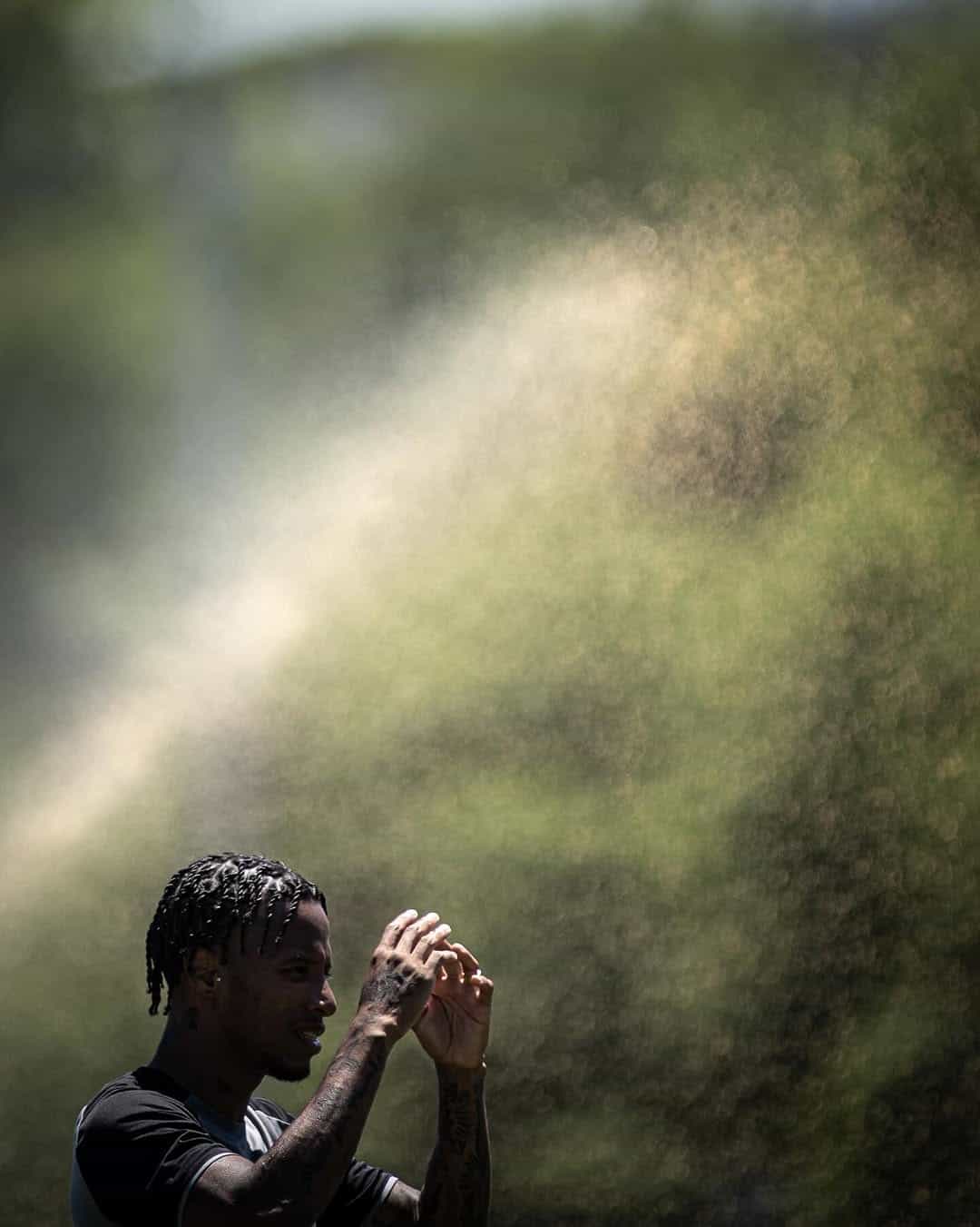 Nome do arquivo: atleticano-com-selos-do-vasco.jpg.