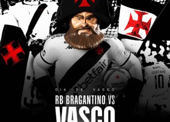 Vasco com escudo e torcida ao fundo.