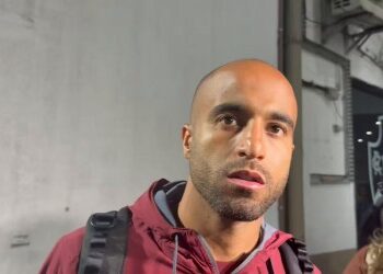 Brazuca de futebol do Vasco da Gama.