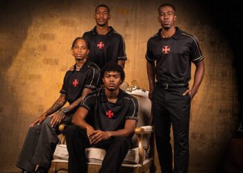 Vasco compartilha novas imagens da camisa: ‘Negritude’; confira