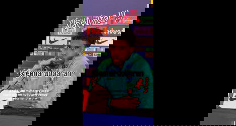 Leonard Dobora em coletiva de imprensa do Vasco.