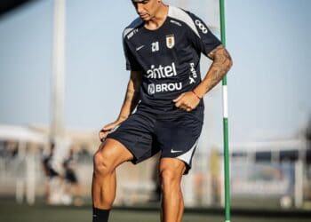 3054f0a1-9e02-49d2-8b0d-8a9dcf0a45e8.jpg.