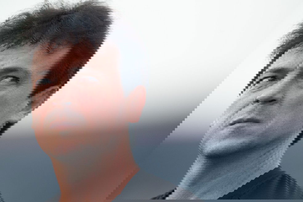 Aparecimento de jornalista na partida do Vasco jogando no estádio.