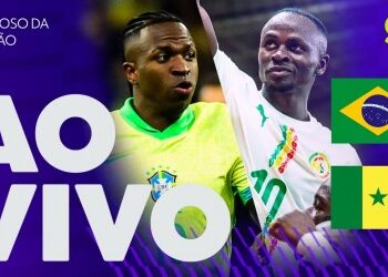 Jogadores do Vasco comemorando vitória.