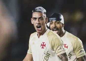 Vasco deseja contar com Puma Rodríguez no confronto contra o Grêmio.