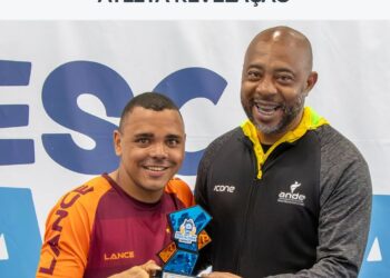 Futebol Paralímpico: Vinícius Araújo se destaca como artilheiro, enquanto Gilberto recebe o título de melhor jogador na ParaCopa Sesi.