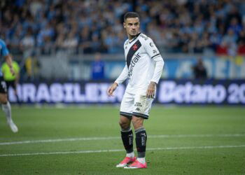 Suspenso, Philippe Coutinho não pode mais participar da maior sequência de jogos desde seu retorno ao Vasco; Matheus França deverá iniciar como titular.