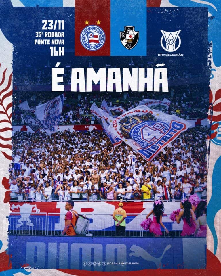 1. Torcida do Vasco com bandeiras no estádio.