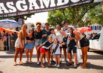 Candinho recebeu a Feira Autônoma Vascaína no último sábado; confira imagens e gravação.