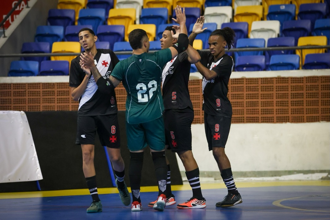 20251205-114534-1-10