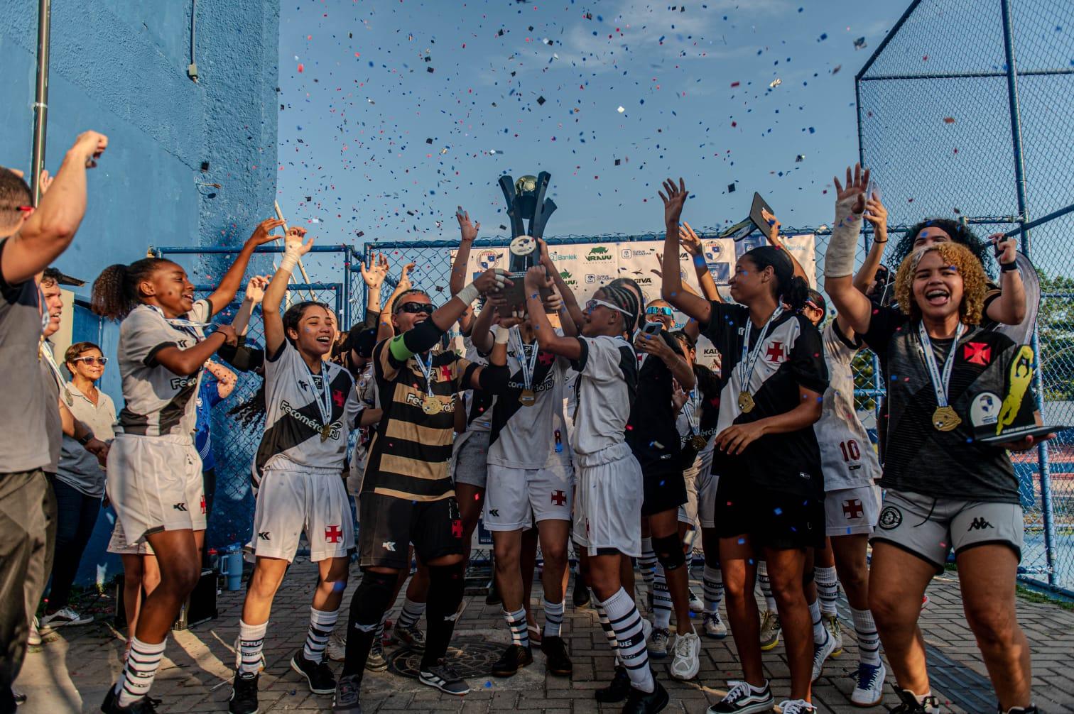 20251209-203104-1-1-1