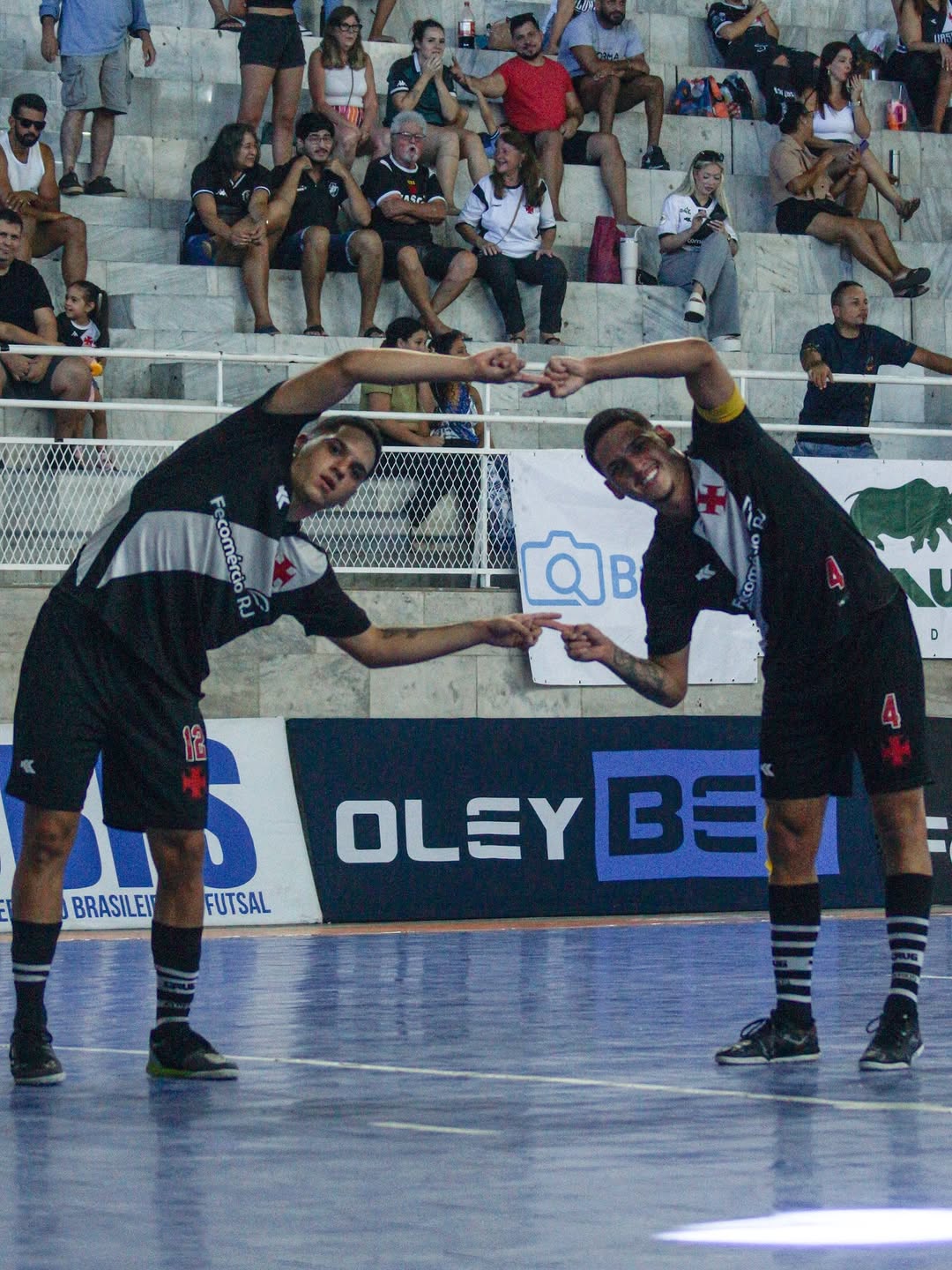 20251221-121108-1-1-1-1