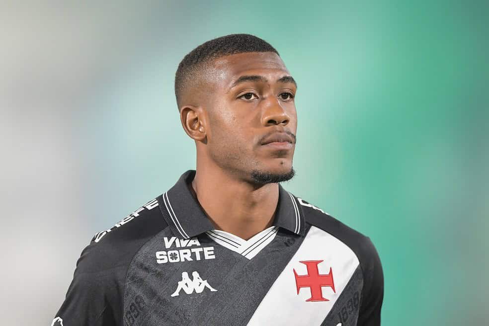20251224-034208-1-4-rayan-fluminense-x-vasco-foto-thiago-ribeiroagif-1 Rayan Fluminense x Vasco — Foto: Thiago Ribeiro/AGIF