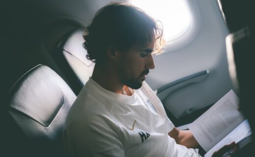 Vasco não encontra respaldo em busca por Igor Gomes, do Atlético-MG