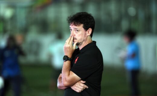 Análise dos atletas em alta e aqueles que não corresponderam sob o comando de Fernando Diniz no Vasco