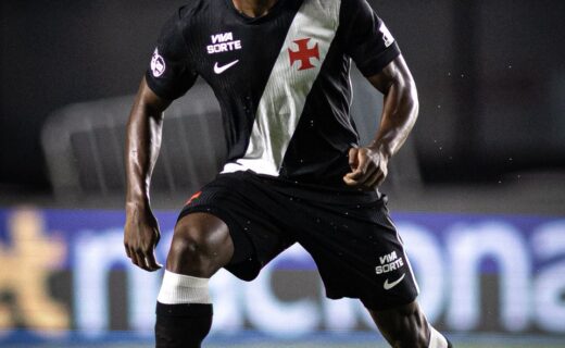 Vasco pode ficar sem Cuesta, Lucas Freitas e Victor Luís no confronto contra o Botafogo