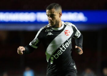 Com Coutinho, Vasco anuncia lista de convocados para os próximos confrontos.