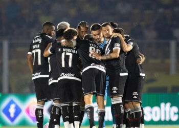 Vasco contra CSA: confira as possíveis formações e como assistir ao duelo pela Copa do Brasil