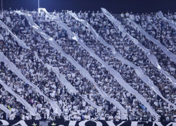 Santos revela número atual de ingressos vendidos para confronto com o Vasco no Morumbi