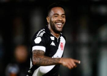 Alex Teixeira em jogo contra o Boavista