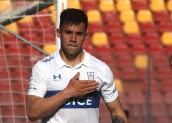 Alexander Aravena, da Universidad Católica